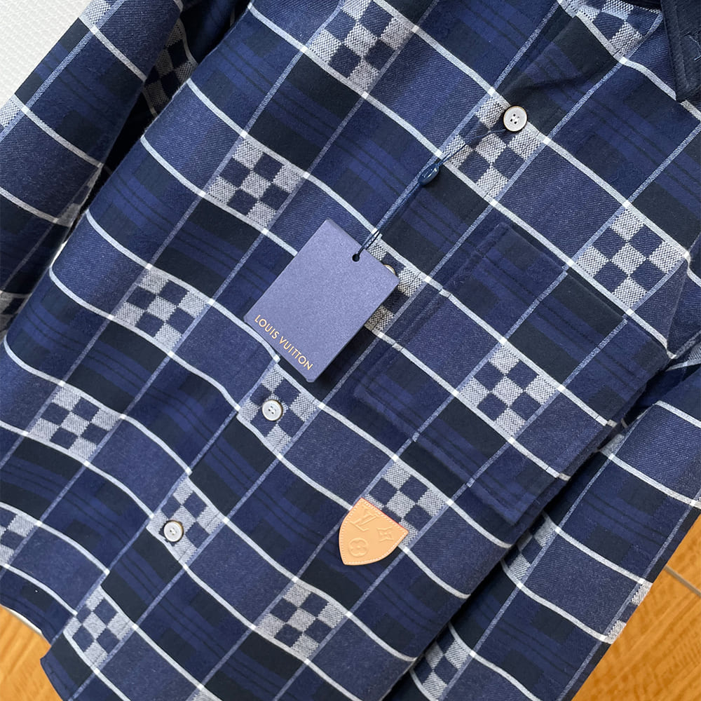 LV UNISEX SHIRT(size:S|M|L|XL)
