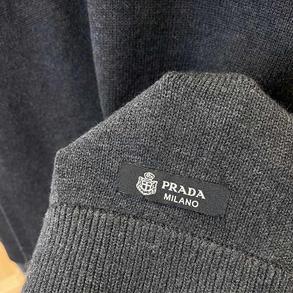 Pra*a UNISEX SHIRT(size:S|M|L|XL)
