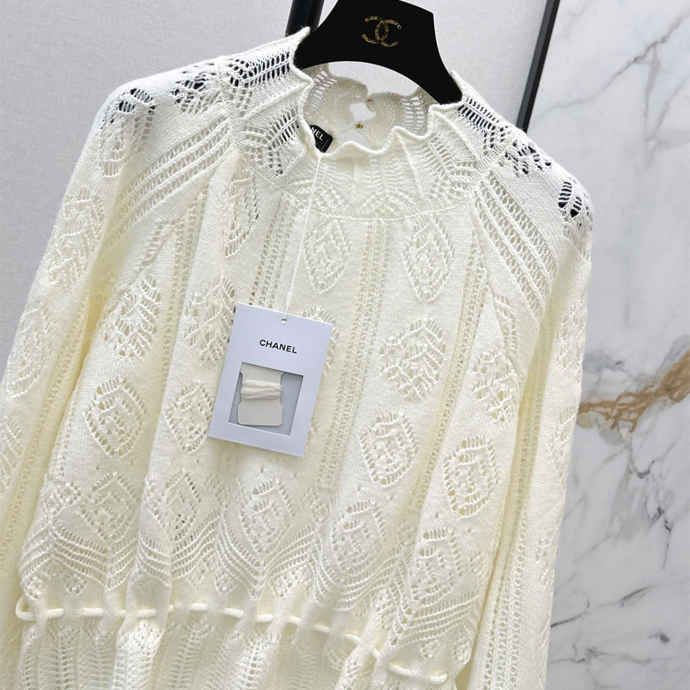 Ch**el WOMEN SHIRT(size:S|M|L)