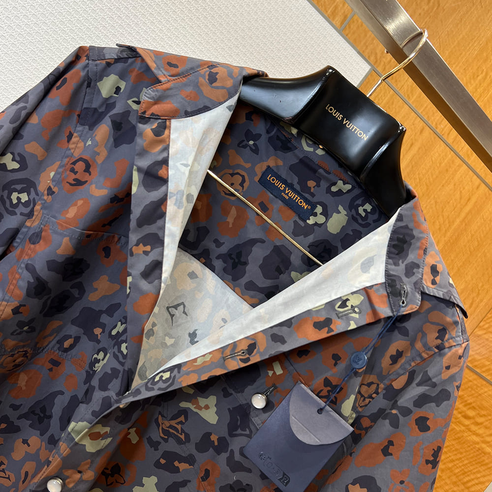 LV UNISEX SHIRT(size:S|M|L|XL)