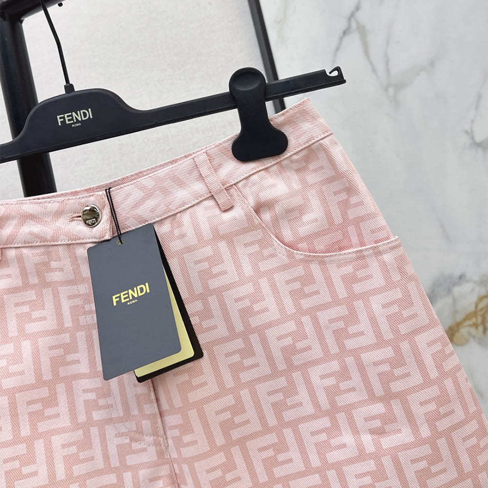 F**di WOMEN SHORTS(size:S|M|L)
