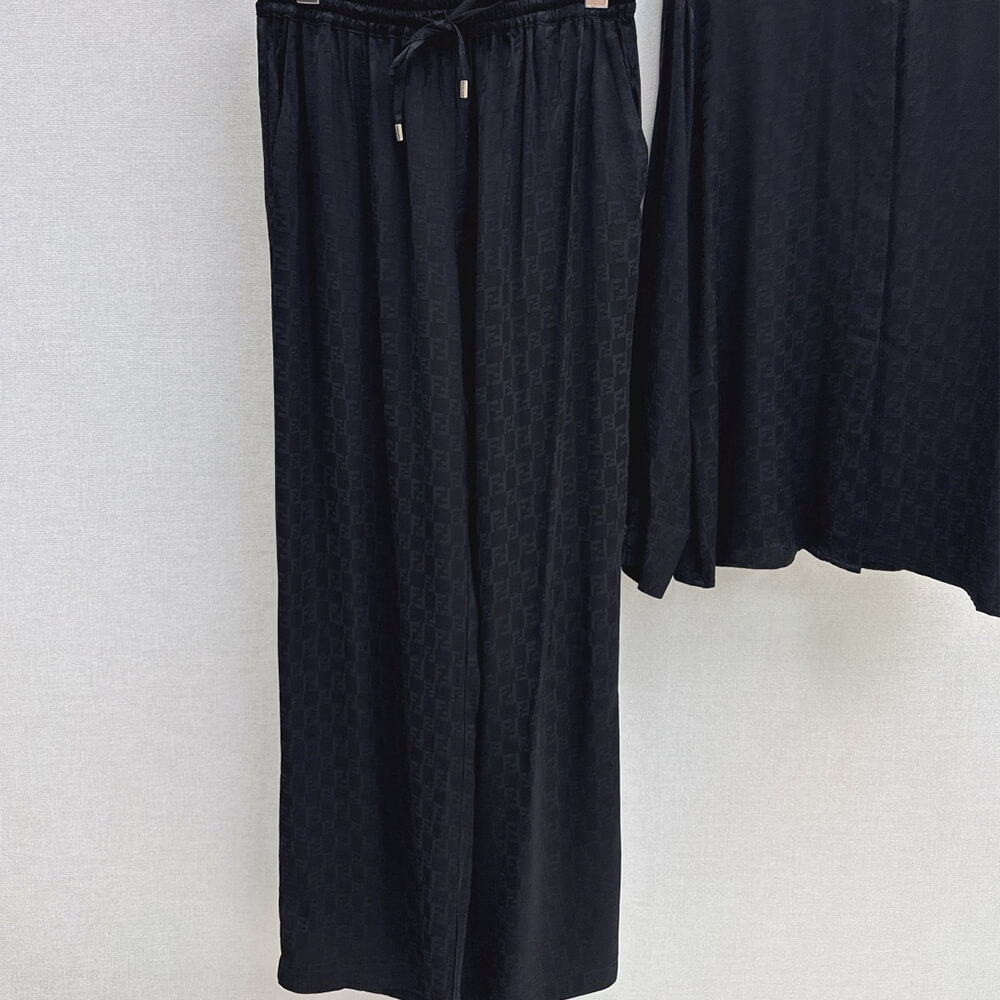 F**di WOMEN SUIT(size:S|M|L)