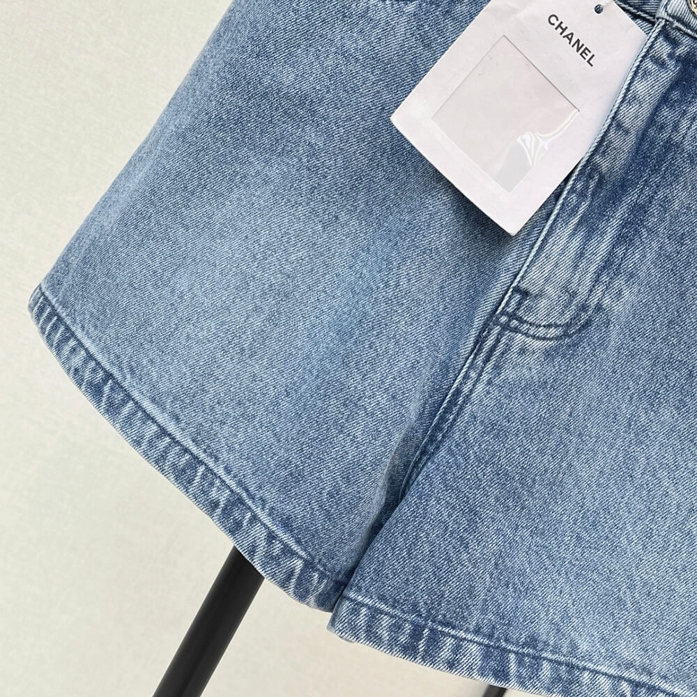 Ch**el WOMEN SHORTS(size:S|M|L)