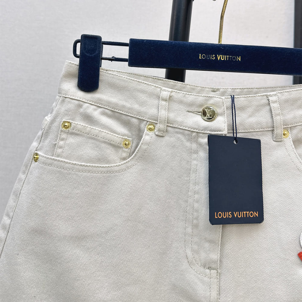 LV WOMEN SHORTS(size:S|M|L|XL)
