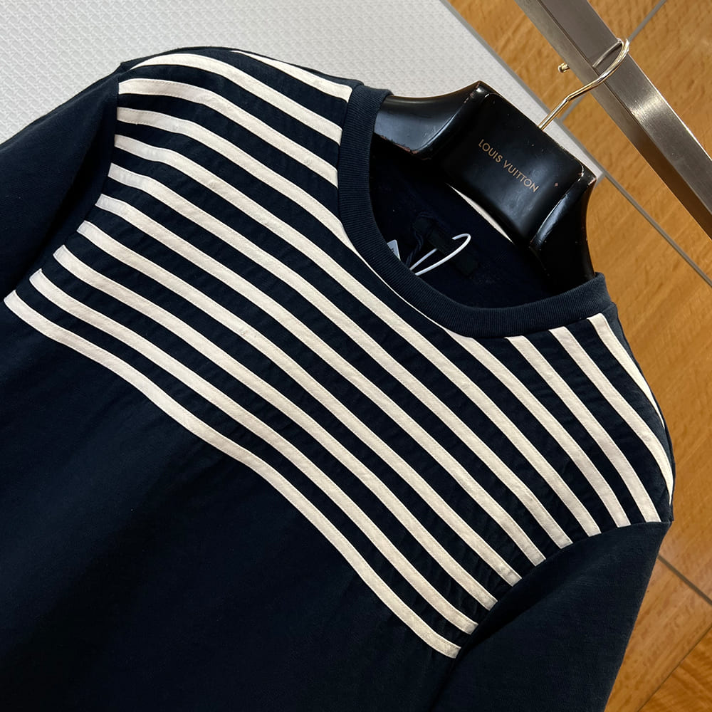 Pra*a UNISEX SHIRT(size:S|M|L|XL)