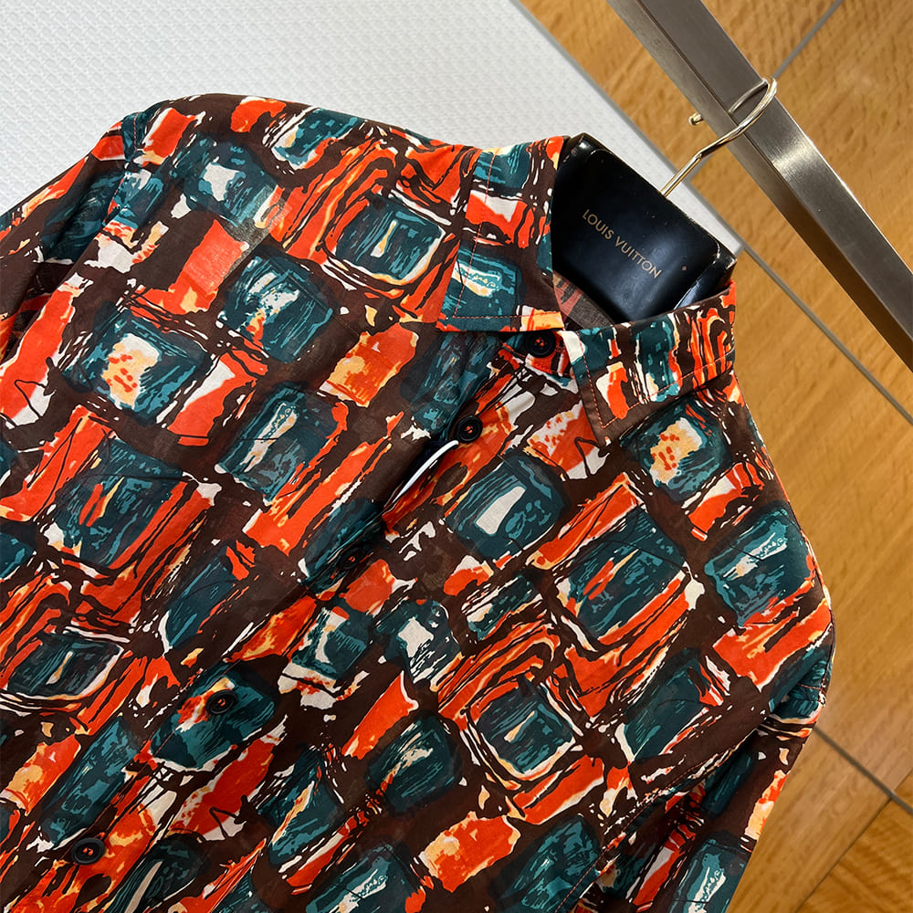 Pra*a UNISEX SHIRT(size:S|M|L|XL)