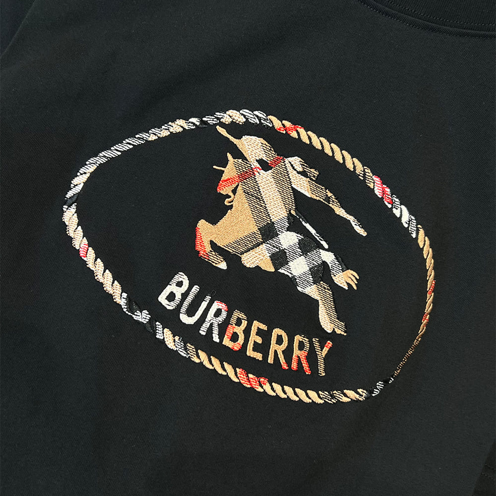 Bv*b*rry UNISEX SHIRT(size:S|M|L|XL)