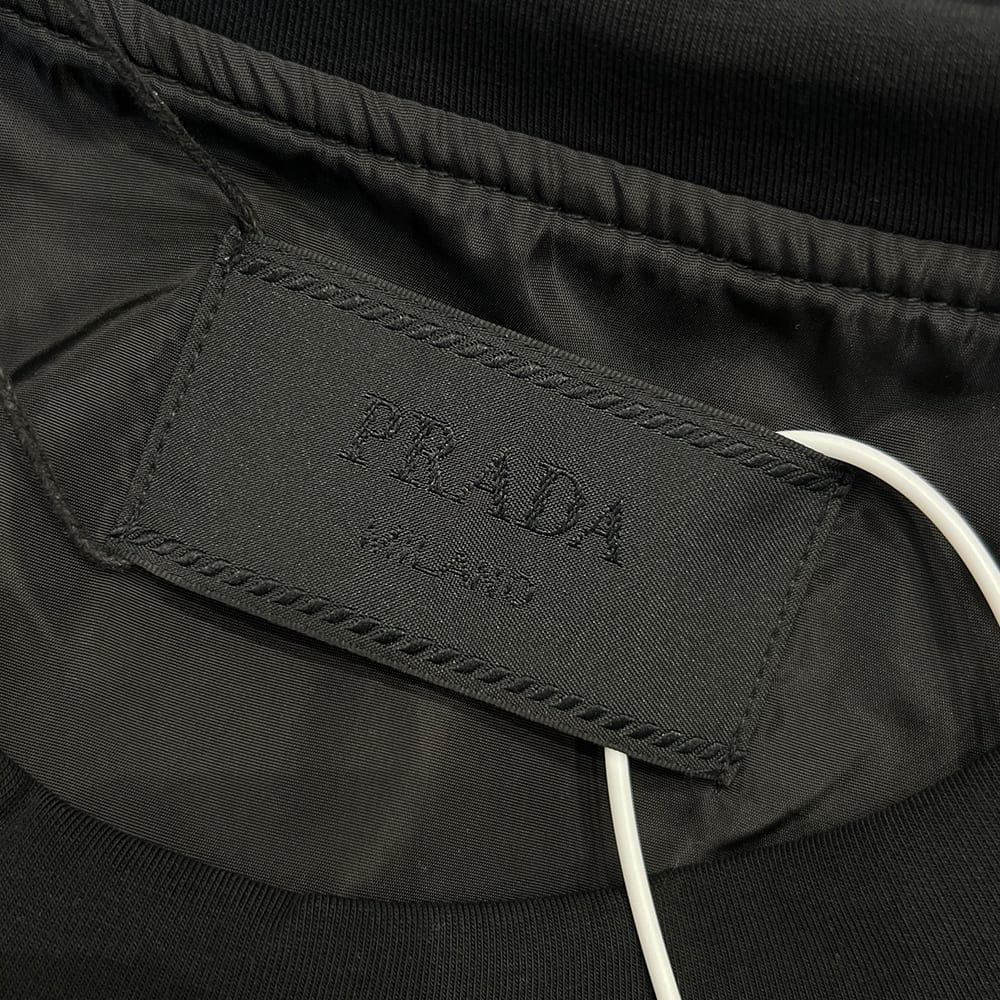 Pra*a UNISEX SHIRT(size:S|M|L|XL|XXL)