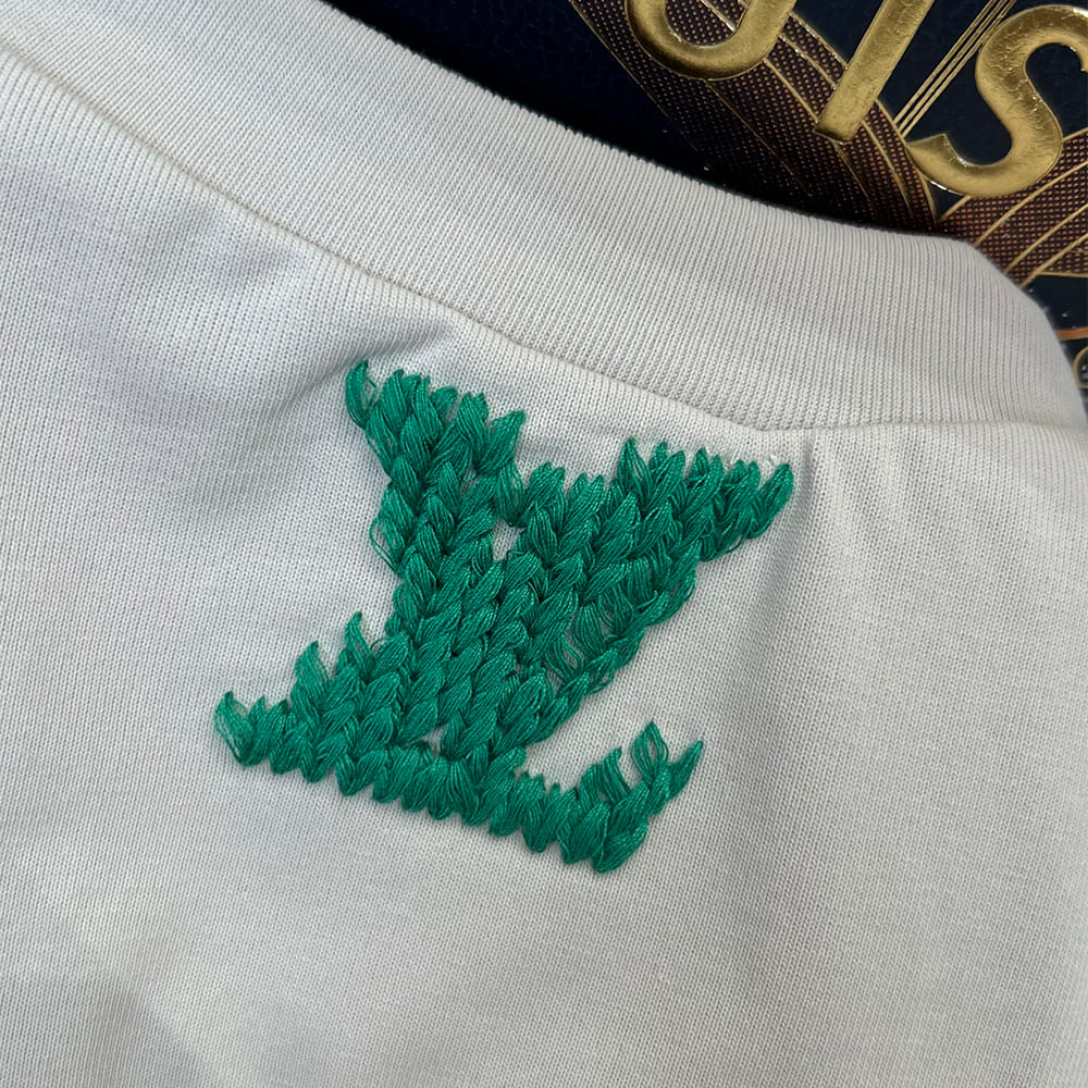 LV UNISEX SHIRT(size:S|M|L|XL)