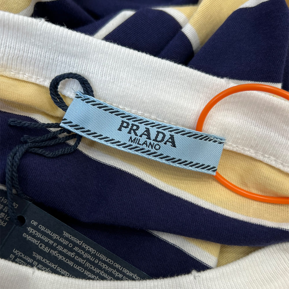 Pra*a UNISEX SHIRT(size:36|38|40|42)