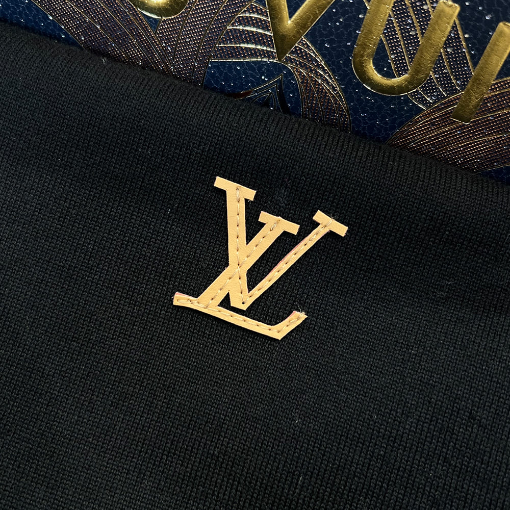 LV UNISEX SHIRT(size:S|M|L|XL)