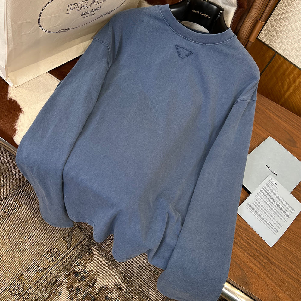 Pra*a UNISEX SHIRT(size:S|M|L)