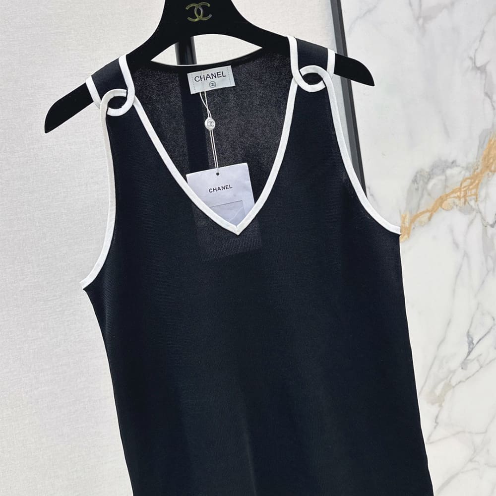 Ch**el WOMEN SHIRT(size:S|M|L)