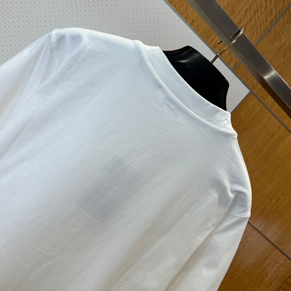 Bv*b*rry UNISEX SHIRT(size:XS|S|M|L)