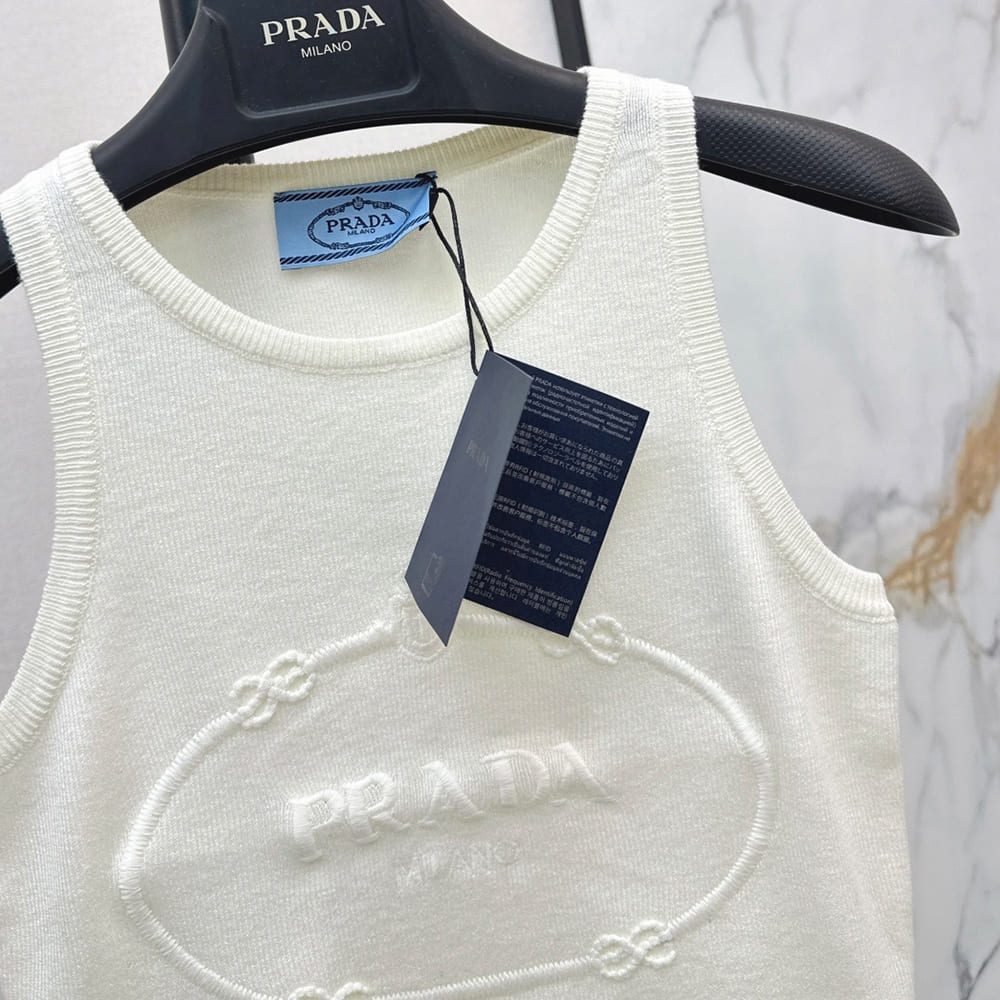 Pra*a WOMEN SHIRT(size:S|M|L)