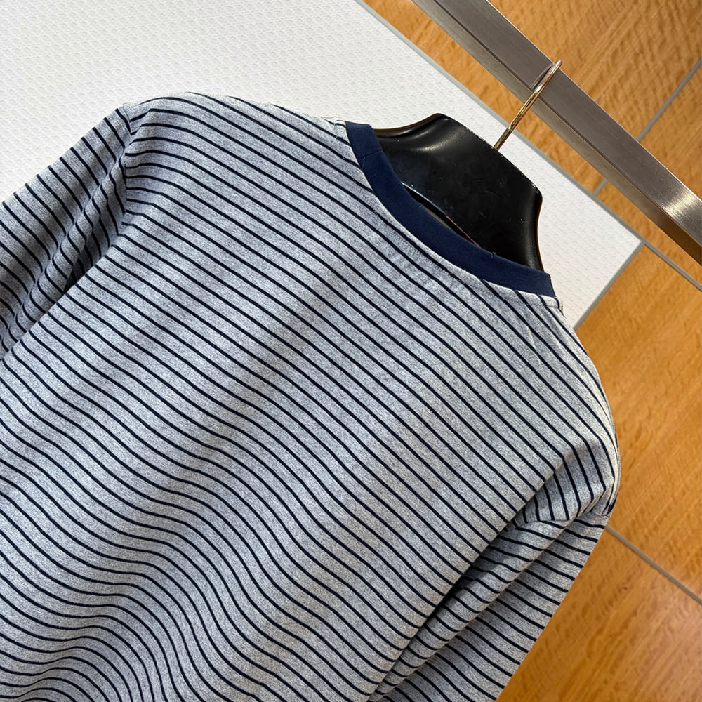 M1um1u UNISEX SHIRT(size:S|M|L)
