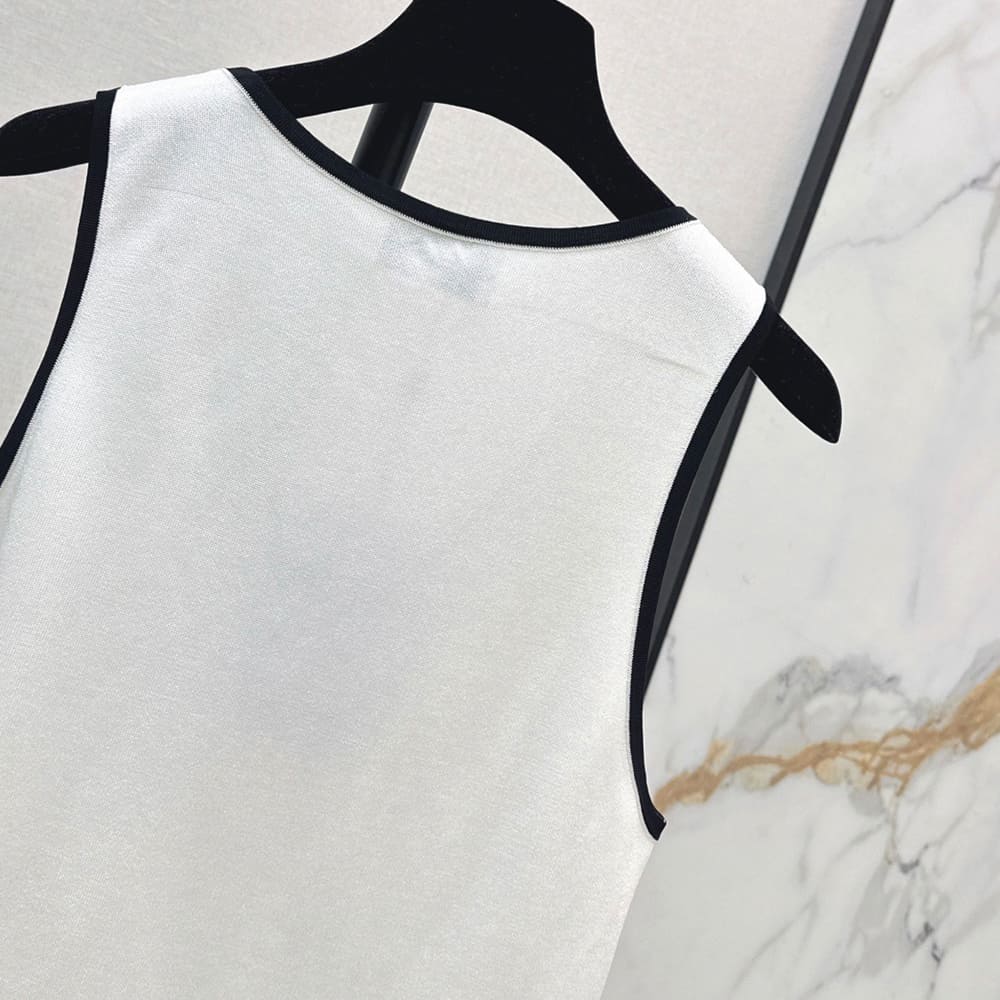 Ch**el WOMEN SHIRT(size:S|M|L)