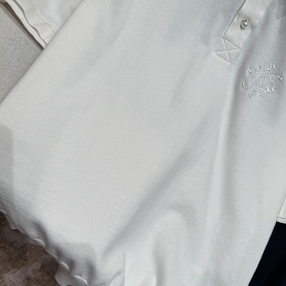 LV UNISEX SHIRT(size:S|M|L|XL)