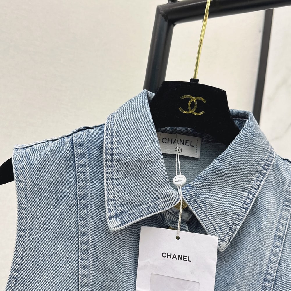 Ch**el WOMEN SHIRT(size:S|M|L)