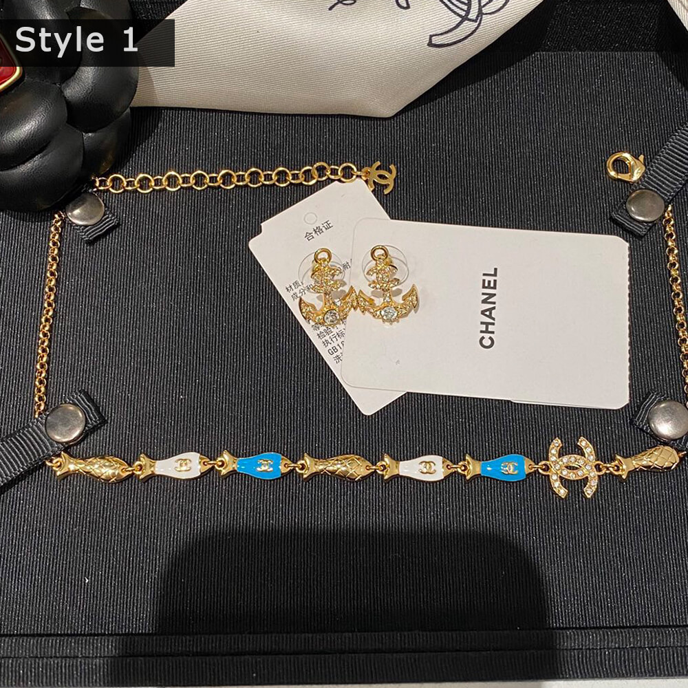 Ch**el NECKLACE