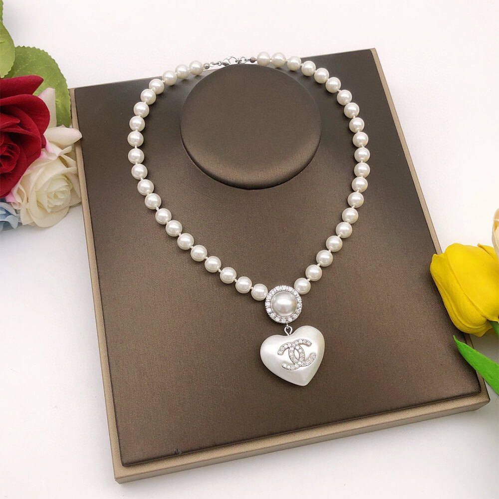 Ch**el Pearl Heart Charm NECKLACE