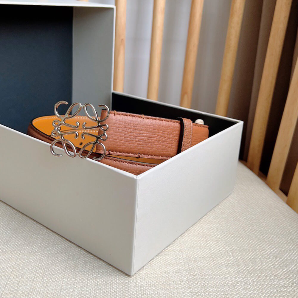L0ew* Anagram belt in pebble grain calfskin 32mm