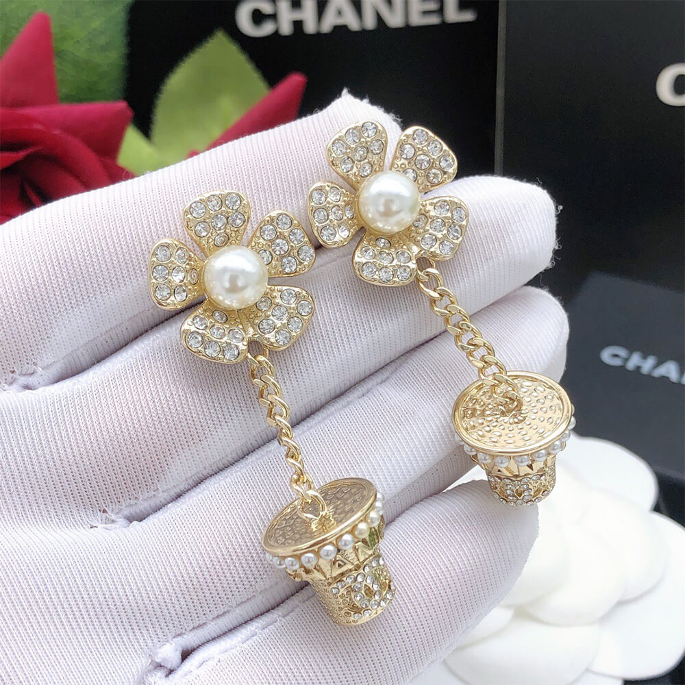 Ch**el D1am0nd EARRINGS