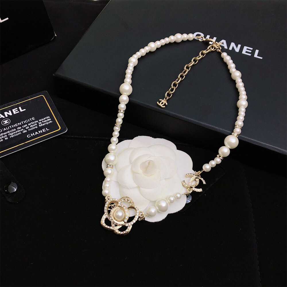 Ch**el PEARL NECKLACE
