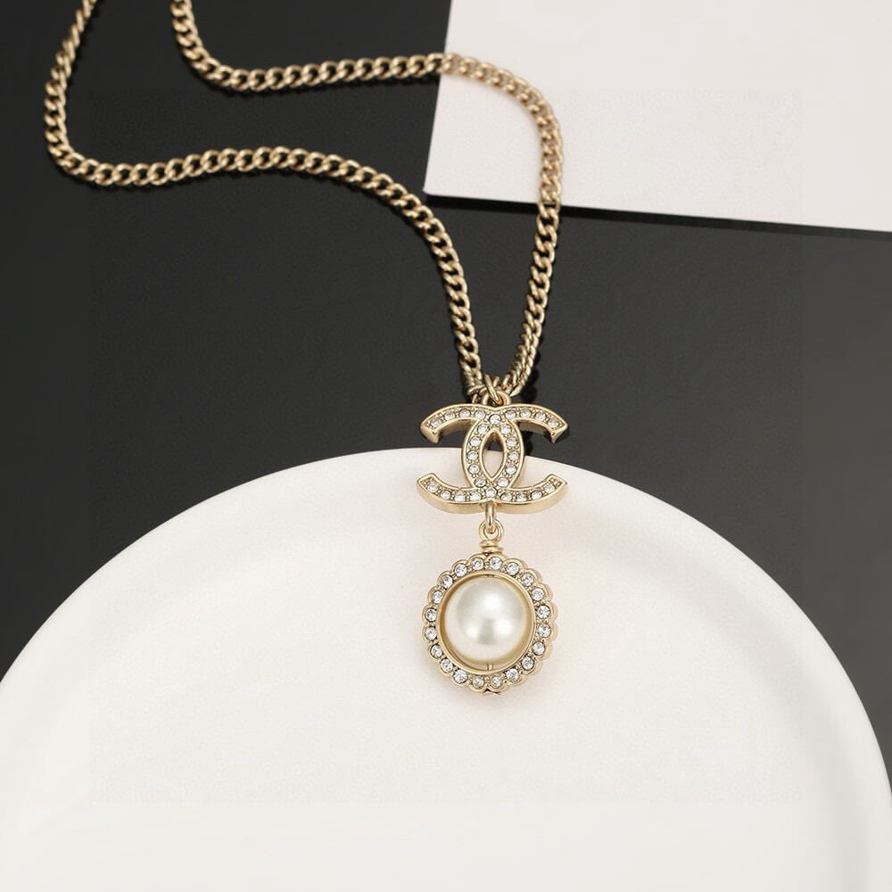 Ch**el NECKLACE