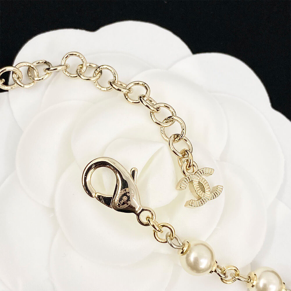 Ch**el NECKLACE