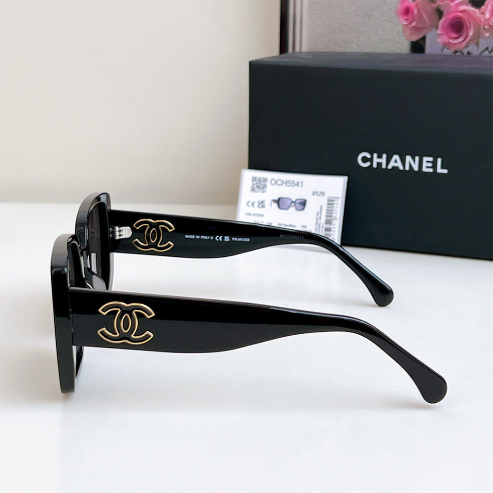 Ch**el SUNGLASSES