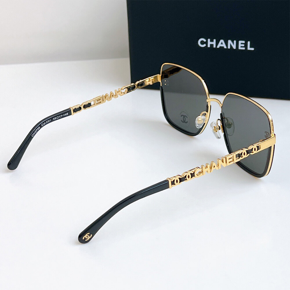 Ch**el SUNGLASSES