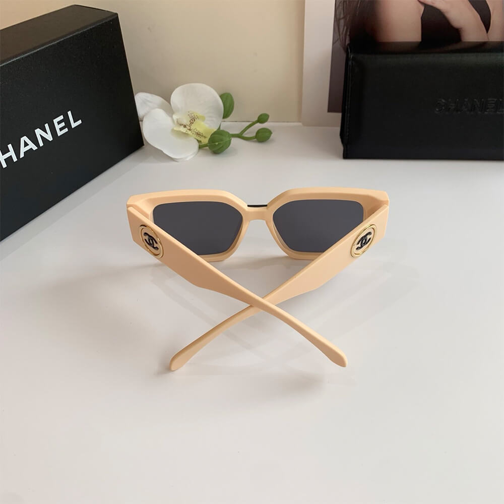 Ch**el SUNGLASSES