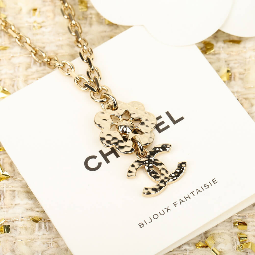 Ch**el Necklace