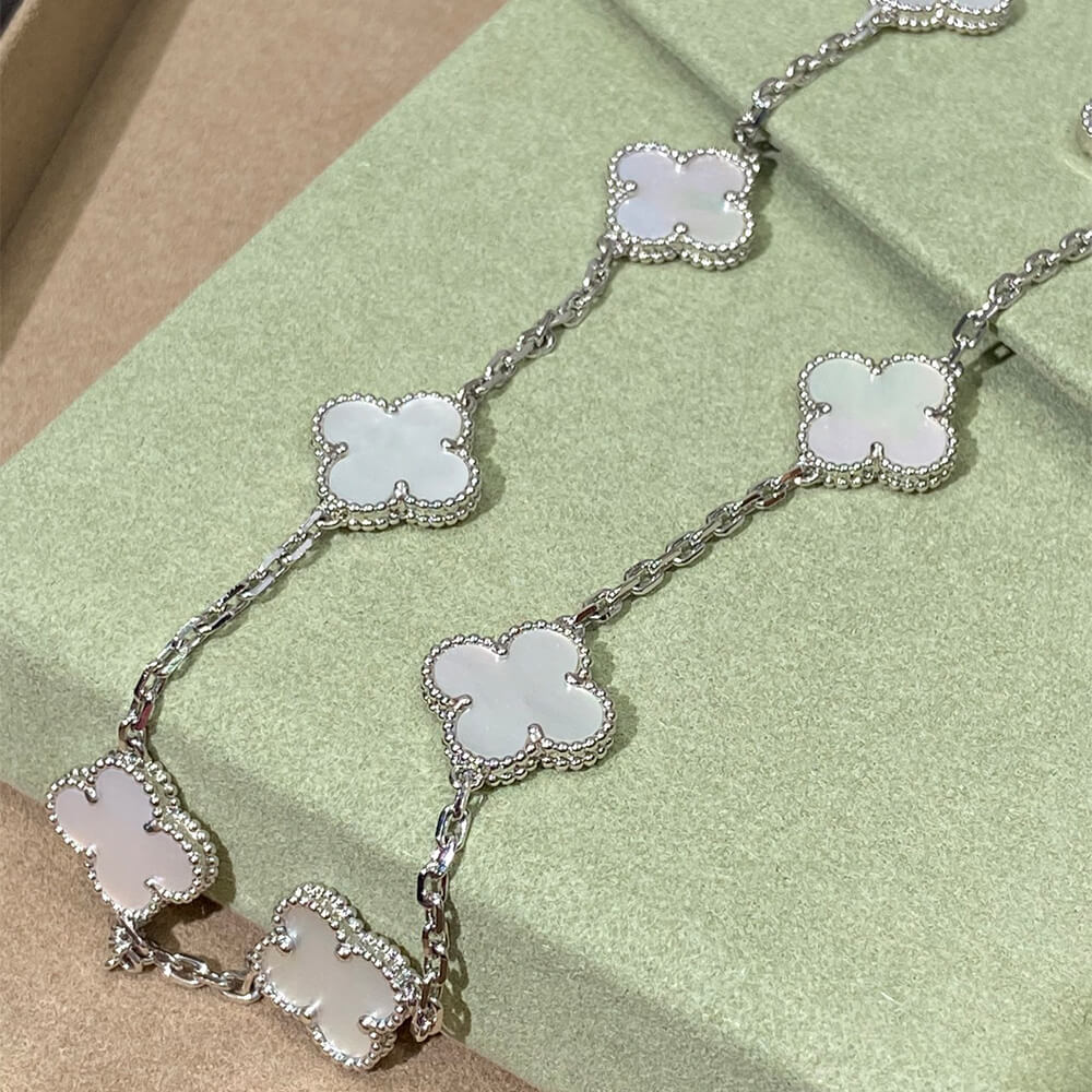 V*n Cl**f & Arpels Necklace