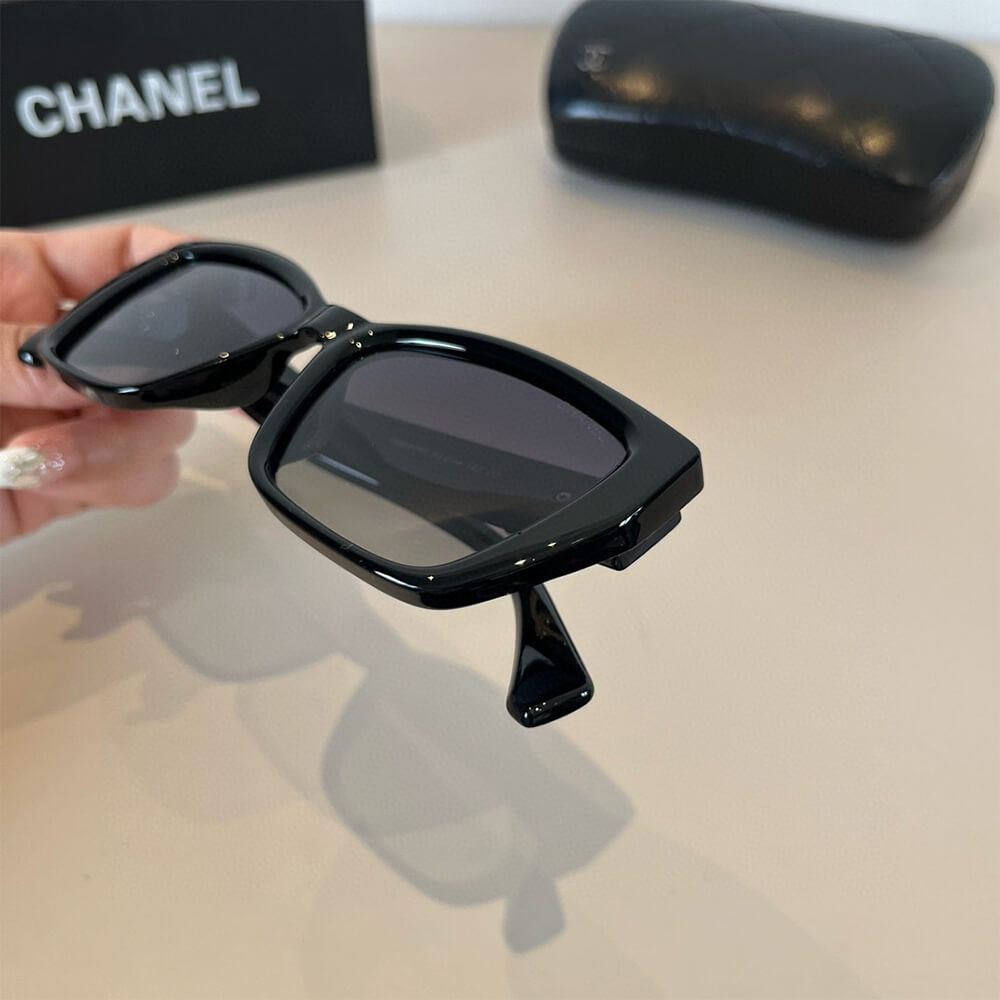 Ch**el SUNGLASSES