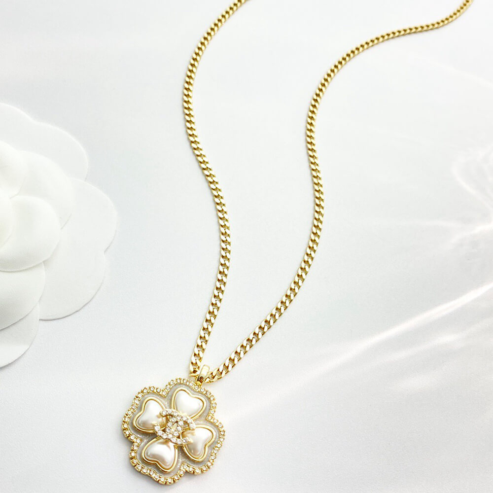 Ch**el Necklace