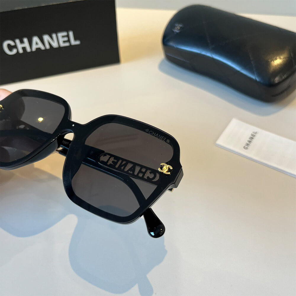 Ch**el SUNGLASSES