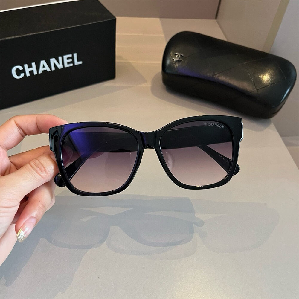 Ch**el SUNGLASSES