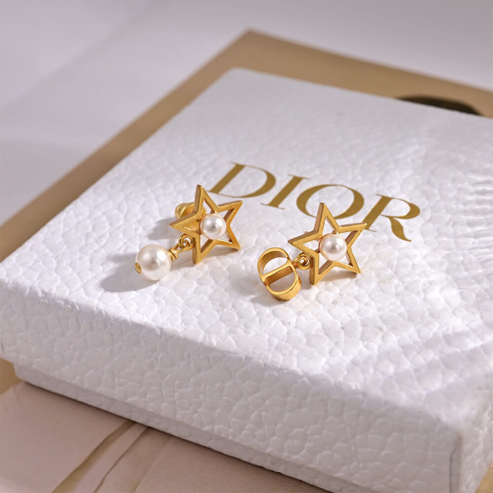 D10r EARRINGS