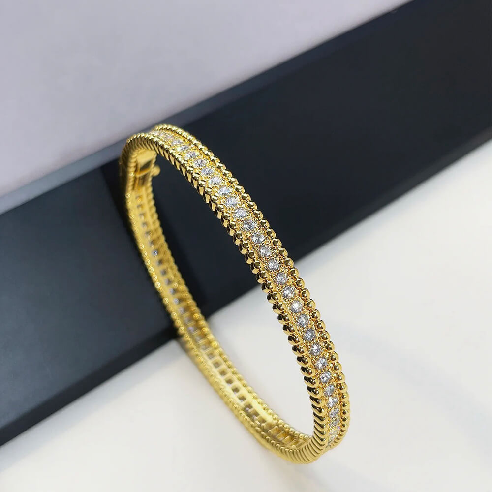 V*n Cl**f & Arpels Perlée D1am0nds bracelet, 1 row, medium model