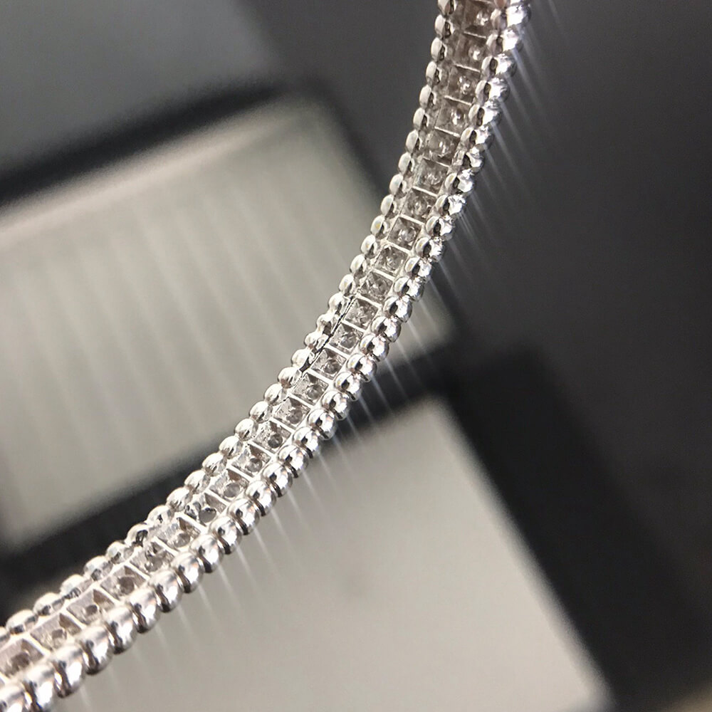 V*n Cl**f & Arpels Perlée D1am0nds bracelet, 1 row, medium model