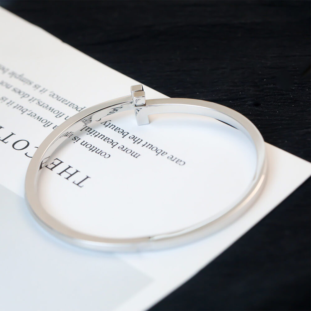 T*f*ny T T1 Narrow Hinged Bangle