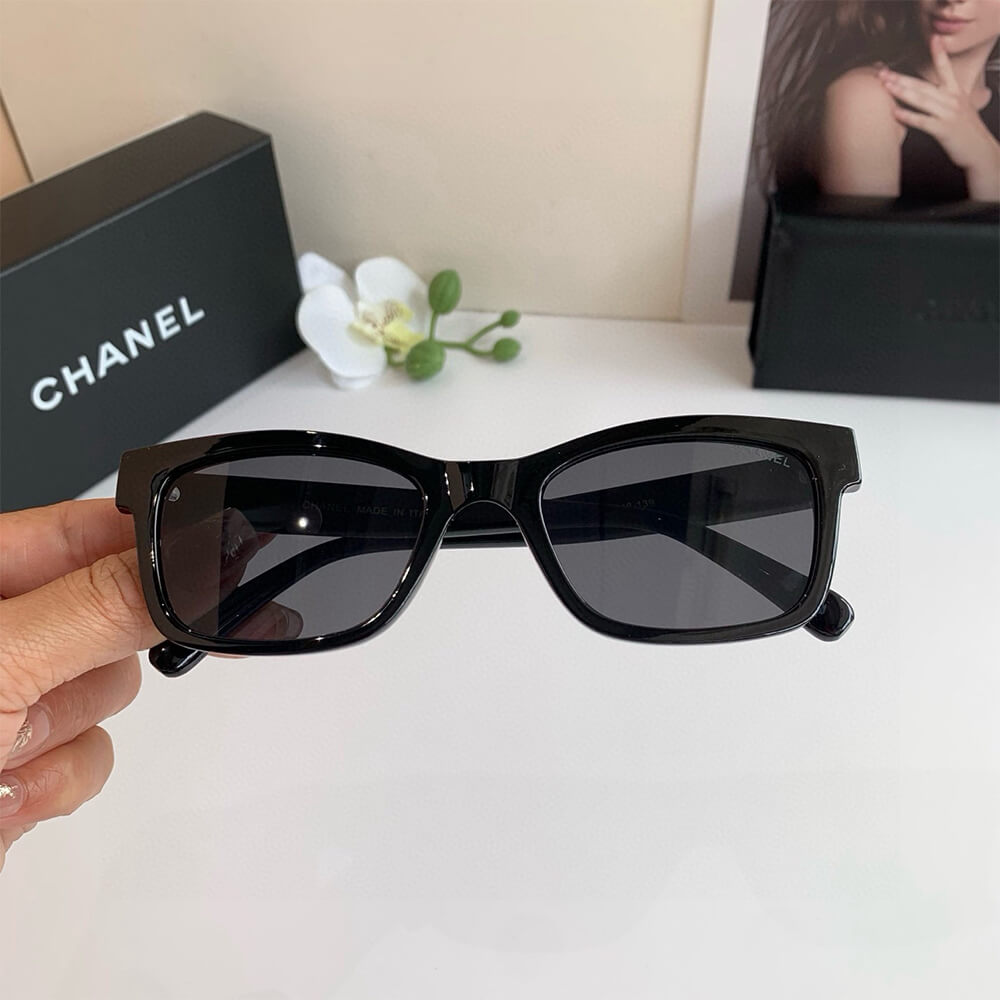 Ch**el SUNGLASSES