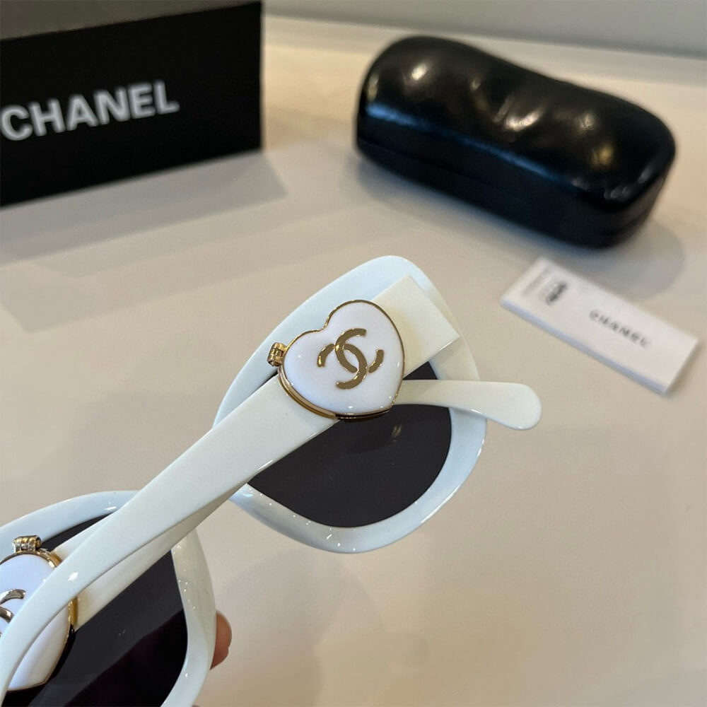 Ch**el SUNGLASSES