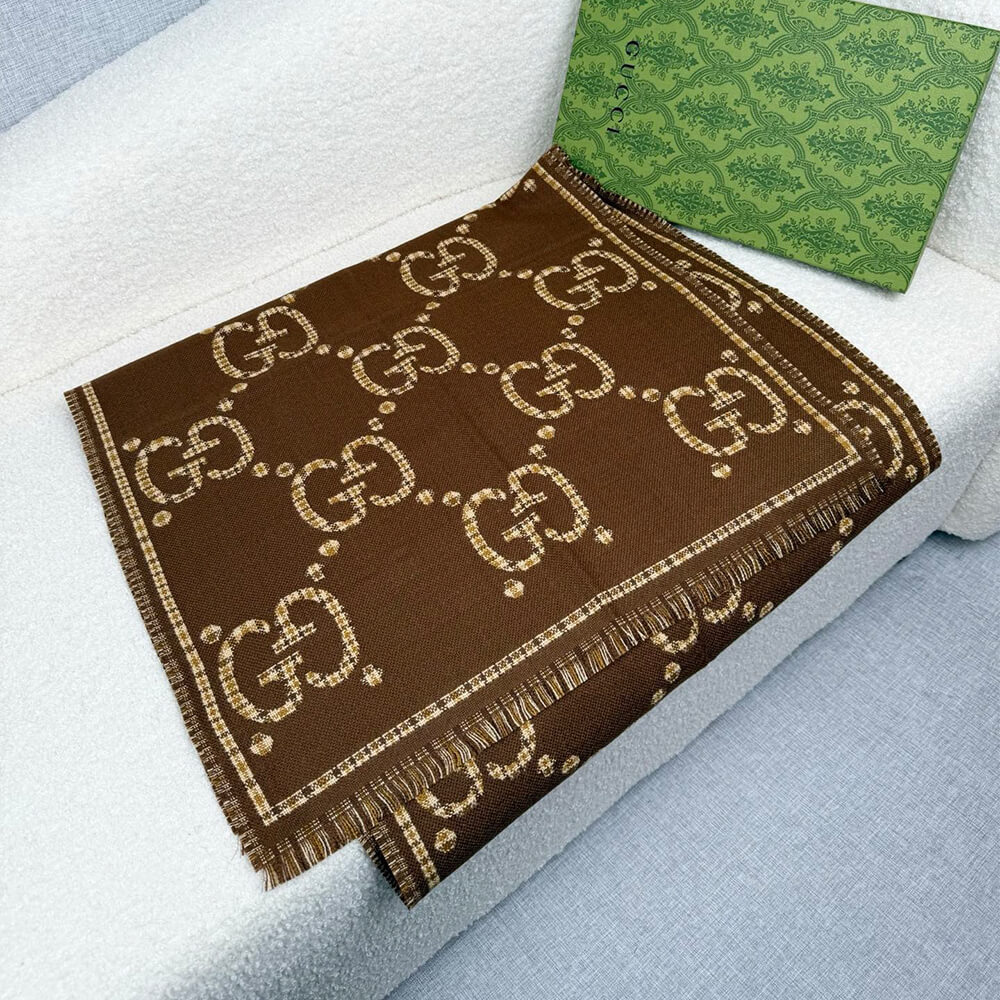Gvc*1 GG wool scarf