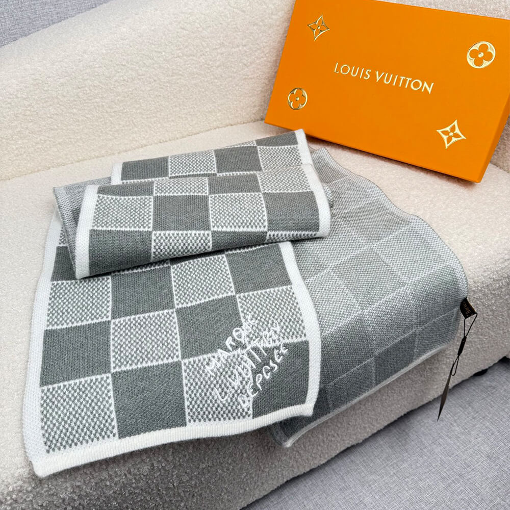 LV Damier Heritage Scarf