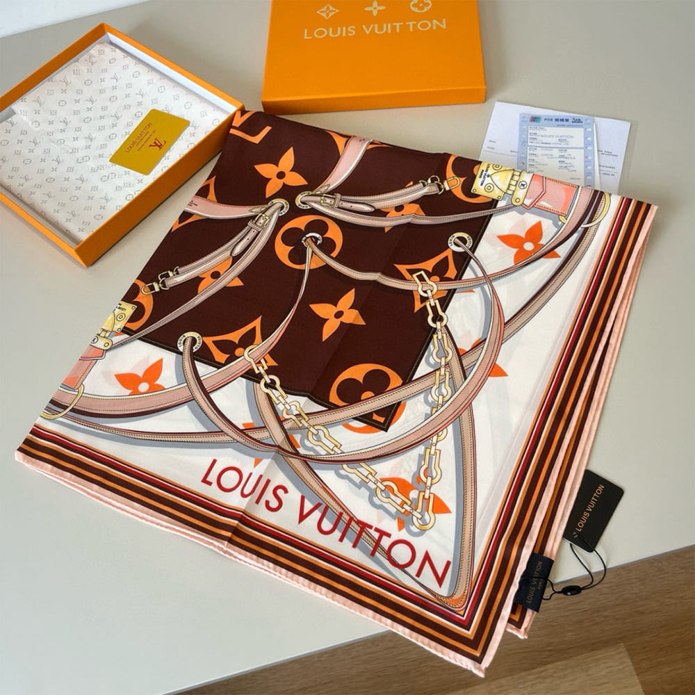LV Ultimate Monogram Square 90