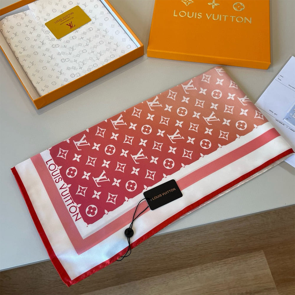 LV Sunrise Aquarelle Square 90