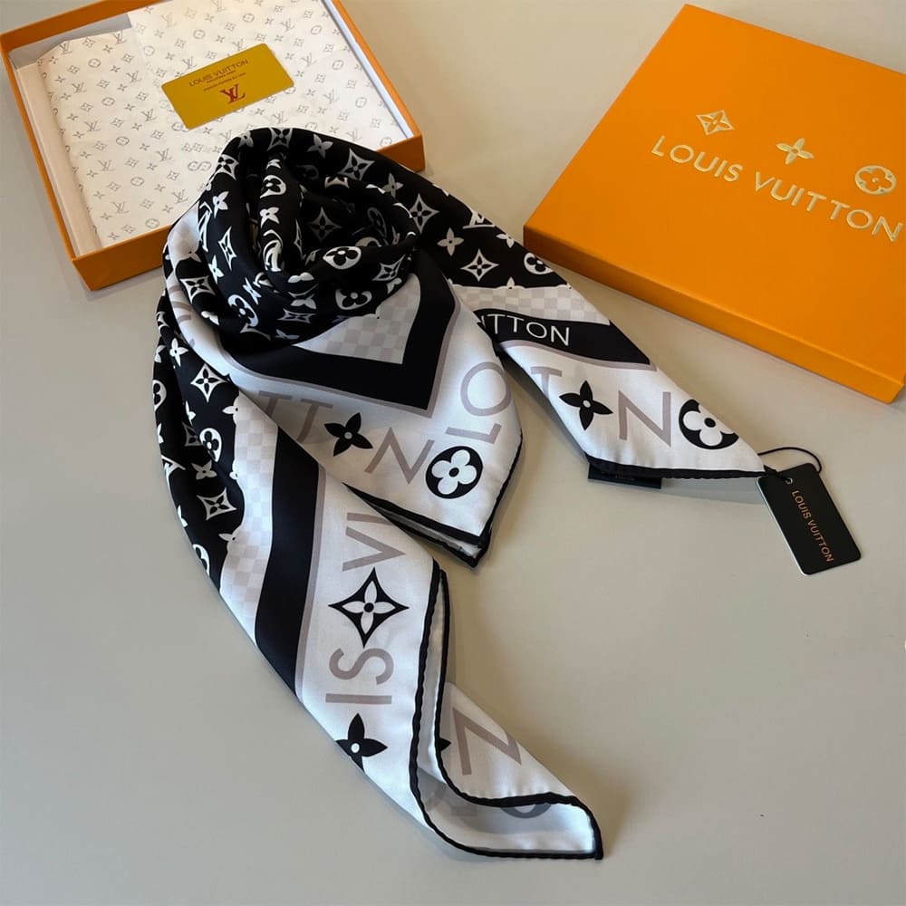 LV Monogram Infinity Square 90
